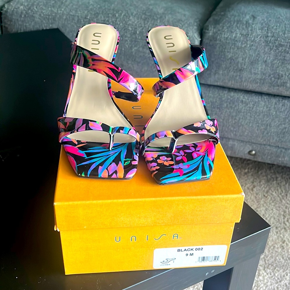 Tropical Low Heel
